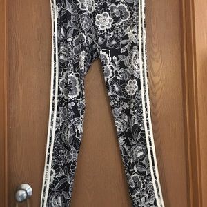 Adidas leggings for samhan89